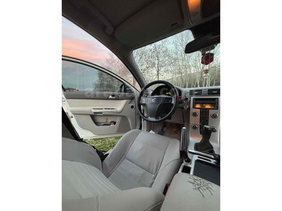Sahibinden Volvo S40 1.6 D Dynamic 2012 Model 