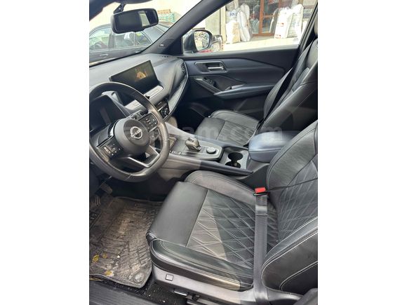 Sahibinden Nissan Qashqai 1.3 DIG-T Platinum Premium Pack 2023 Model Konya