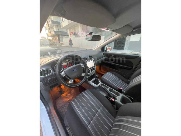 Sahibinden Ford Focus 1.6 Comfort 2010 Model 