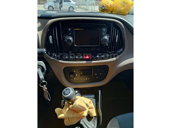 Sahibinden Fiat Doblo Combi 1.6 Multijet Premio Plus 2016 Model  257.000 km Bordo
