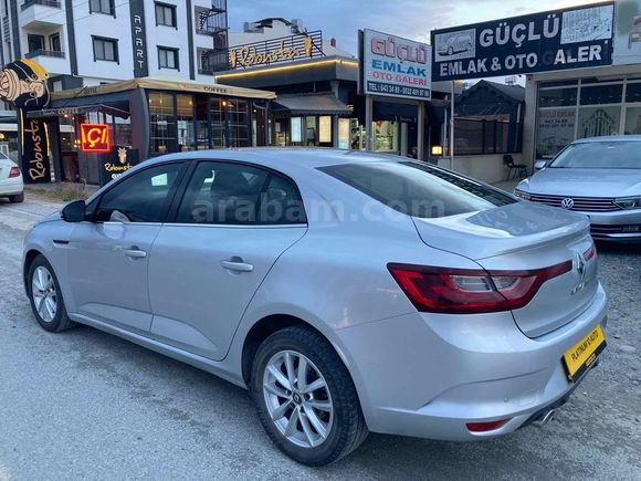 2017 MEGANE DİZEL OTOMATİK 