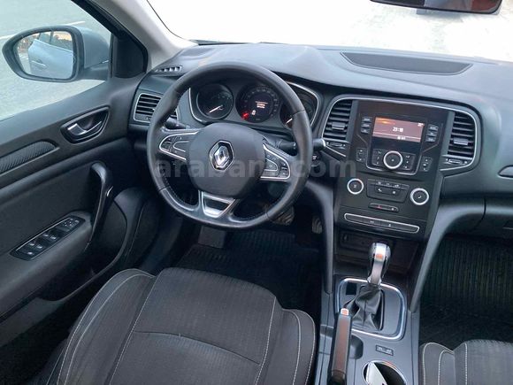 2017 MEGANE DİZEL OTOMATİK 
