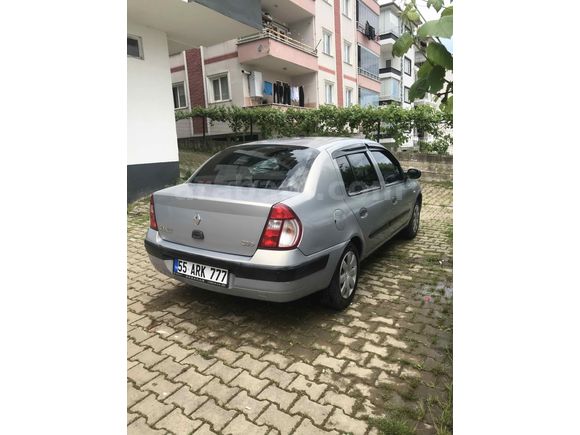 Sahibinden Renault Clio 1.4 Authentique 2005 Model 
