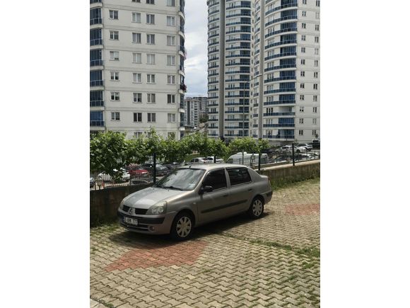 Sahibinden Renault Clio 1.4 Authentique 2005 Model 