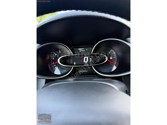 2018--DEĞİŞENSİZ--136.000 km--OTOMATİK--