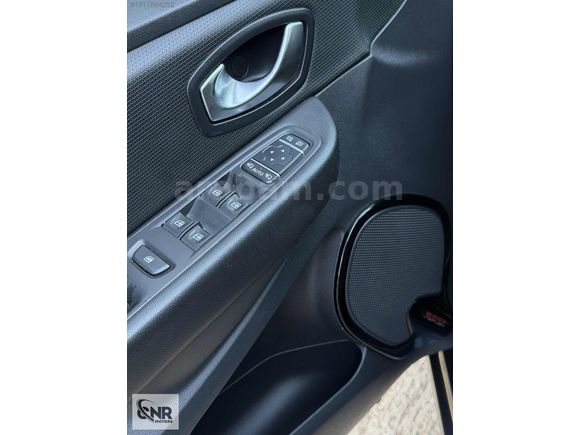 CNR MOTORS | CLİO 1.5 DCİ İCON+EDC+TABLET EKRAN+NAVİ+2017ÇIKIŞ