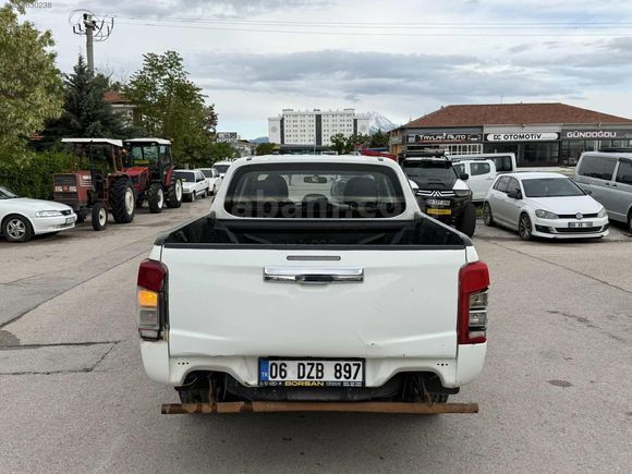 2021 MODEL L200 4x4