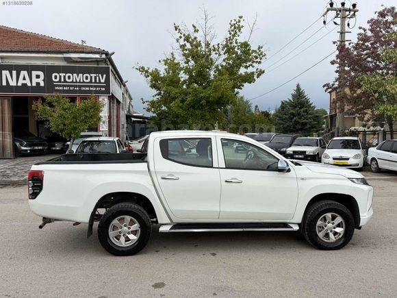 2021 MODEL L200 4x4