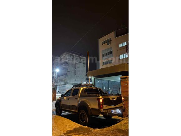 Sahibinden Isuzu D-Max 2.5 D 4x4 2015 Model 