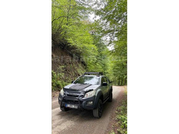Sahibinden Isuzu D-Max 2.5 D 4x4 2015 Model 
