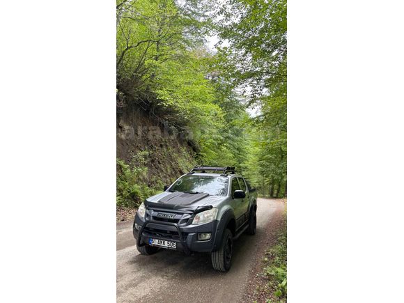 Sahibinden Isuzu D-Max 2.5 D 4x4 2015 Model 