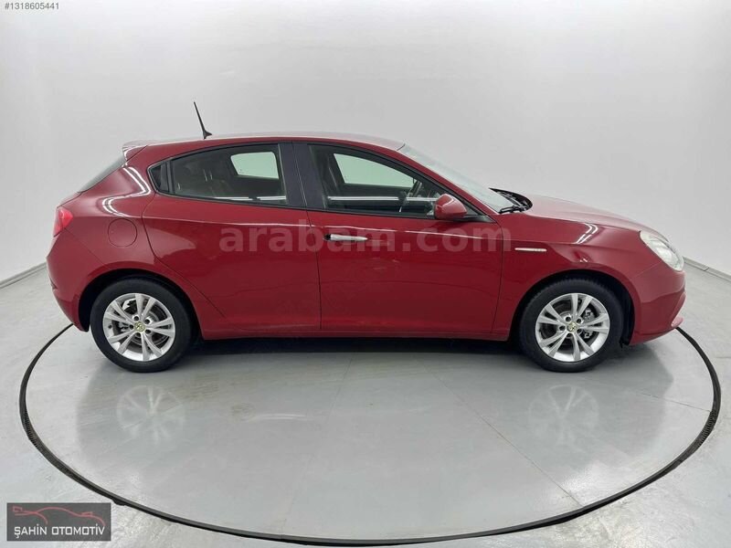 ŞAHİN DEN 2015 ALFA ROMEO GİULİETTA 1.6 JTD PROGRESSİON PLUS 5