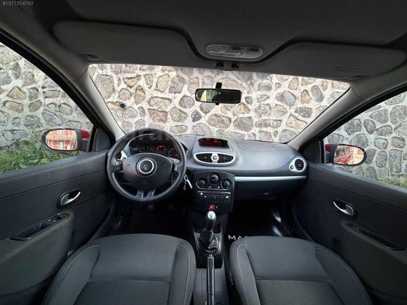 PREMİER MOTORS'DAN HATASIZ BOYASIZ 199.000 KM CLİO 85 HP