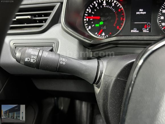 HEDEF RENAULT'DAN 0,99 KREDİ 2023 CLİO JOY SCE 65 BG MANUEL %20