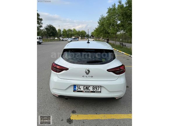 2022 RENAULT CLIO 1.0 SCE HATASIZ BOYASIZ 50.000 KM DE