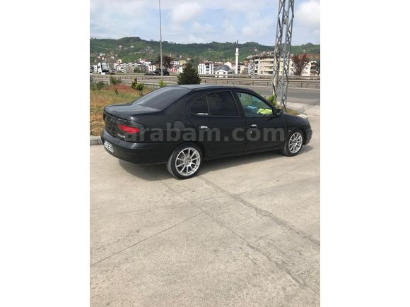 Sahibinden Renault Megane 1.6 RTE 1998 Model