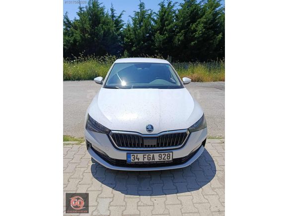 2022 SKODA SCALA 1.0TSI ELITE BAKIMLI APPLE CARPLAY KREDI IMKANI