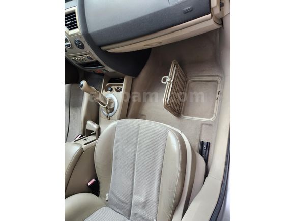 Sahibinden Renault Megane 1.6 Privilege 2006 Model