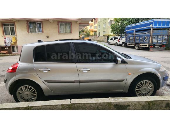 Sahibinden Renault Megane 1.6 Privilege 2006 Model