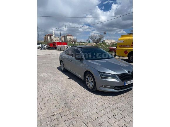HATASIZ CAM TAVANLI SKODA SUPERB