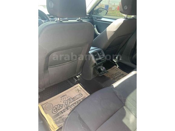 HATASIZ CAM TAVANLI SKODA SUPERB