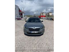 HATASIZ CAM TAVANLI SKODA SUPERB