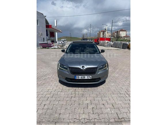 HATASIZ CAM TAVANLI SKODA SUPERB