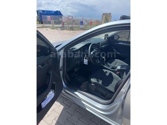 HATASIZ CAM TAVANLI SKODA SUPERB