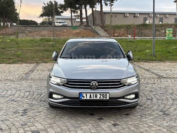 BOYASIZ- 94 KM- HAYALET-ACC -OTONOM ELEGANCE  DONANIMLI PASSAT