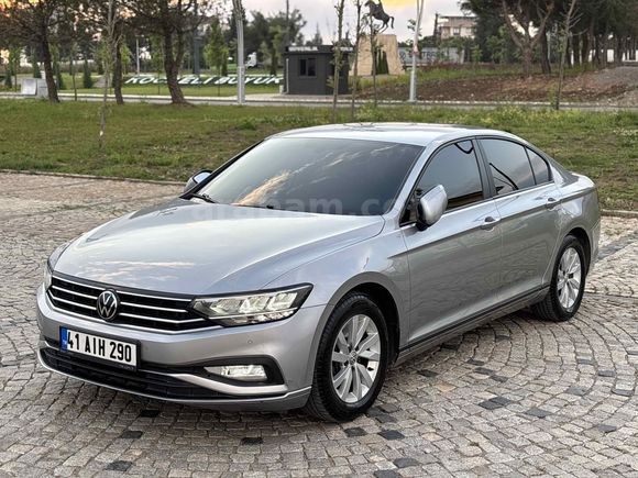 BOYASIZ- 94 KM- HAYALET-ACC -OTONOM ELEGANCE  DONANIMLI PASSAT