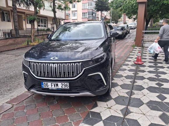 Sahibinden oltu rengi TOGG T10X V1 2023 Model Ekim çıkışlı boyasız değişensiz öğretmenden temiz araç