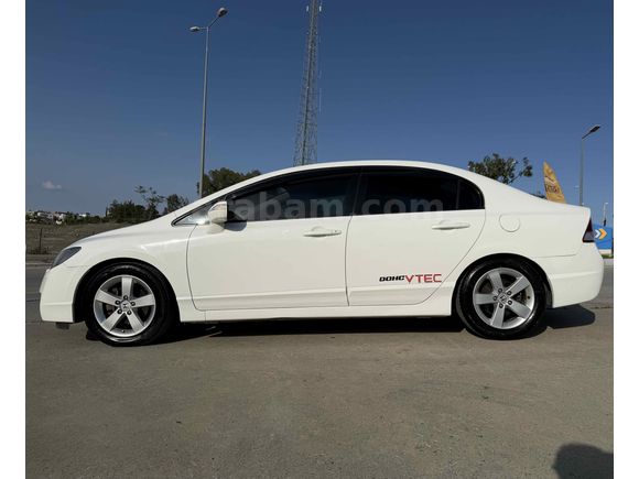 Sahibinden Honda Civic 1.6i VTEC Premium 2011 Model 