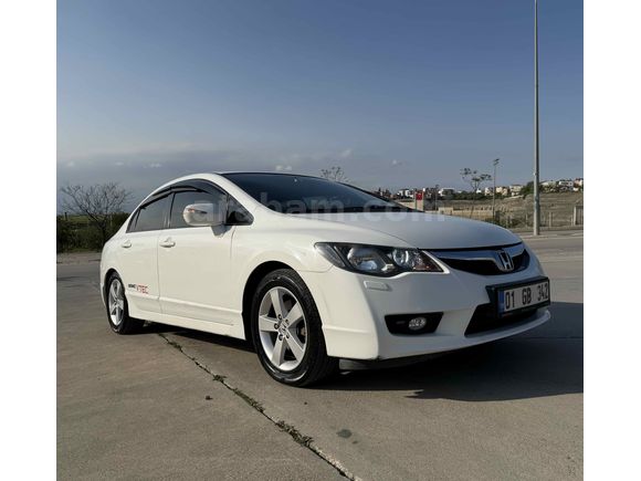 Sahibinden Honda Civic 1.6i VTEC Premium 2011 Model 