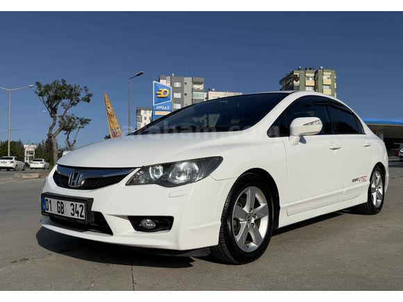 Sahibinden Honda Civic 1.6i VTEC Premium 2011 Model 