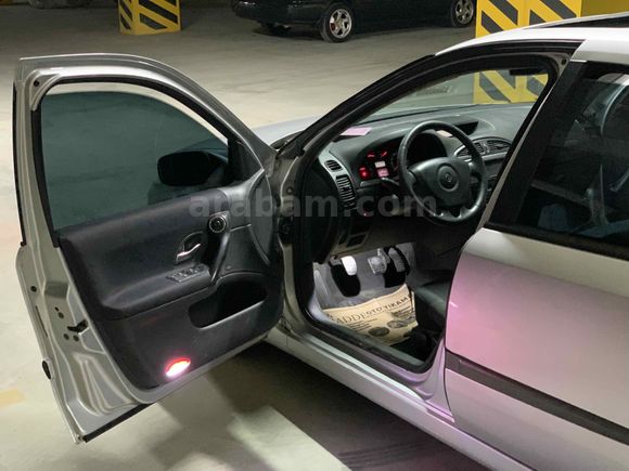 Sahibinden Renault Laguna 1.9 dCi Expression 2008 Model 