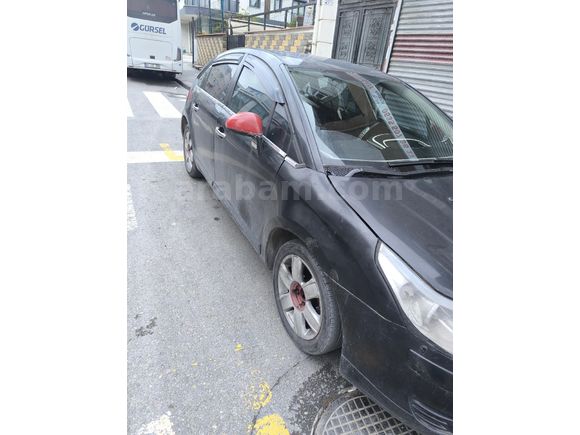 Citroen C4 1.6 HDi SX 2006 Model