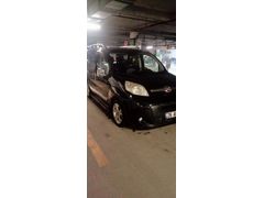 Sahibinden Fiat Fiorino Combi Combimix 1.3 Multijet 2016 Model  200.000 km Siyah