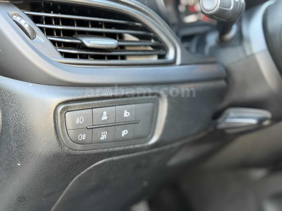 OCEAN AUTO'DAN EGEA CROSS