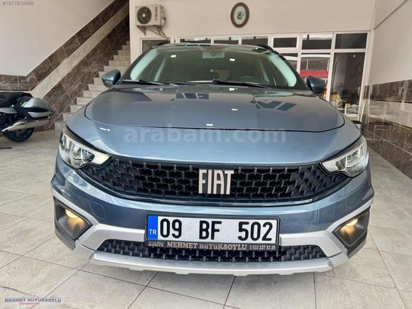 BOYASIZ 2023 MODEL EGEA CROS 1.4FİRE 95HP URBAN KAMERALI