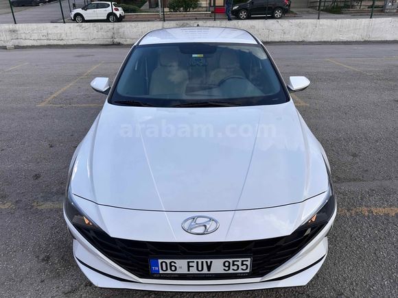Sahibinden Bakımlı LPG'li Beyaz Kuğu 2023 Elantra