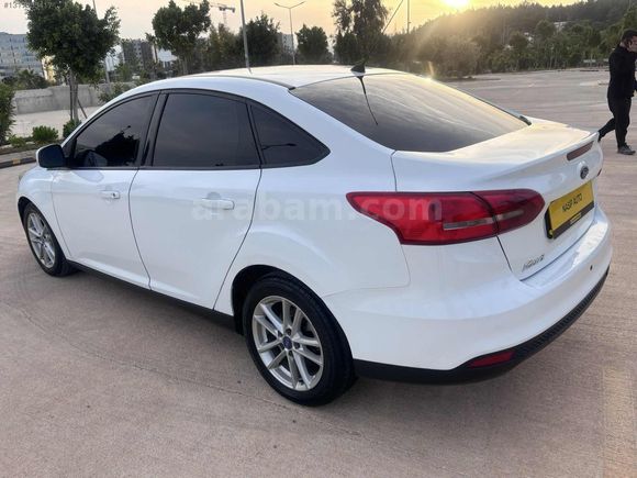 2015 FORD FOCUS 1.6 TDCİ TRENDX MASRAFSIZ TEMİZ