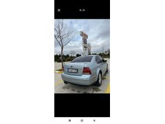 Sahibinden Volkswagen Bora 1.6 Pacific 2004 Model  350.000 km Gri (Gümüş)