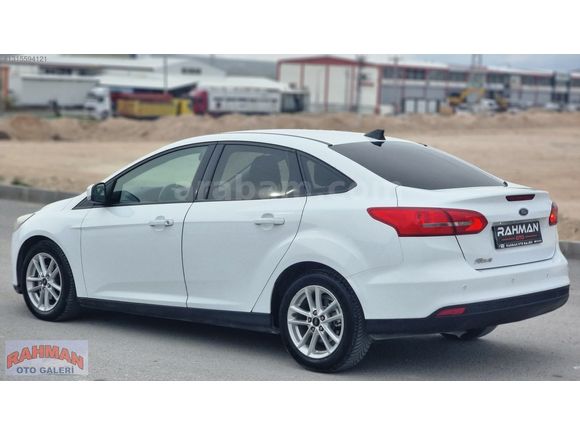 RAHMAN OTOMOTİVDEN DEĞİŞENSİZ BOYASIZ FORD FOCUS