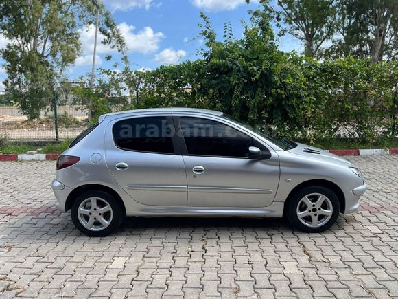 E.S OTOMOTİVDEN 206+4 KAPI+KLİMALI