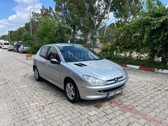 E.S OTOMOTİVDEN 206+4 KAPI+KLİMALI