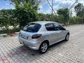 E.S OTOMOTİVDEN 206+4 KAPI+KLİMALI
