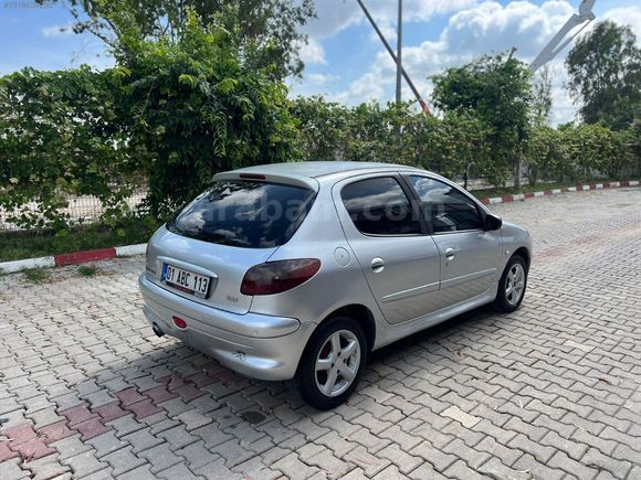 E.S OTOMOTİVDEN 206+4 KAPI+KLİMALI