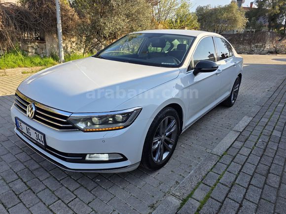 Sahibinden Volkswagen Passat 1.6 TDi BlueMotion Highline 2015 Model  220.000 km Beyaz