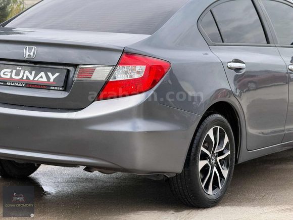 ACİL SATILIK 2014 MODEL HONDA CİVİC 1.6 ECO ELEGANCE KM 132 BİN