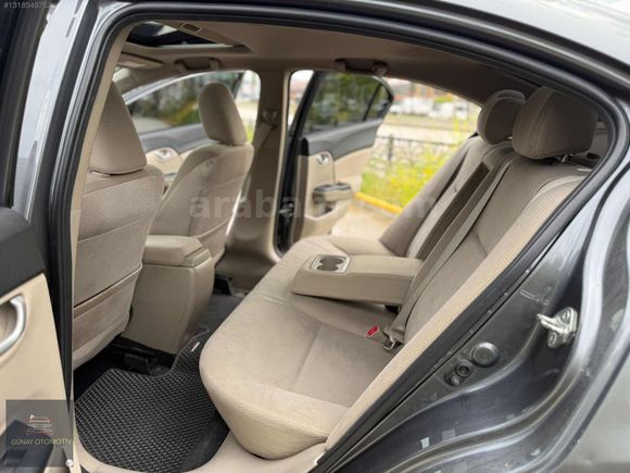 ACİL SATILIK 2014 MODEL HONDA CİVİC 1.6 ECO ELEGANCE KM 132 BİN
